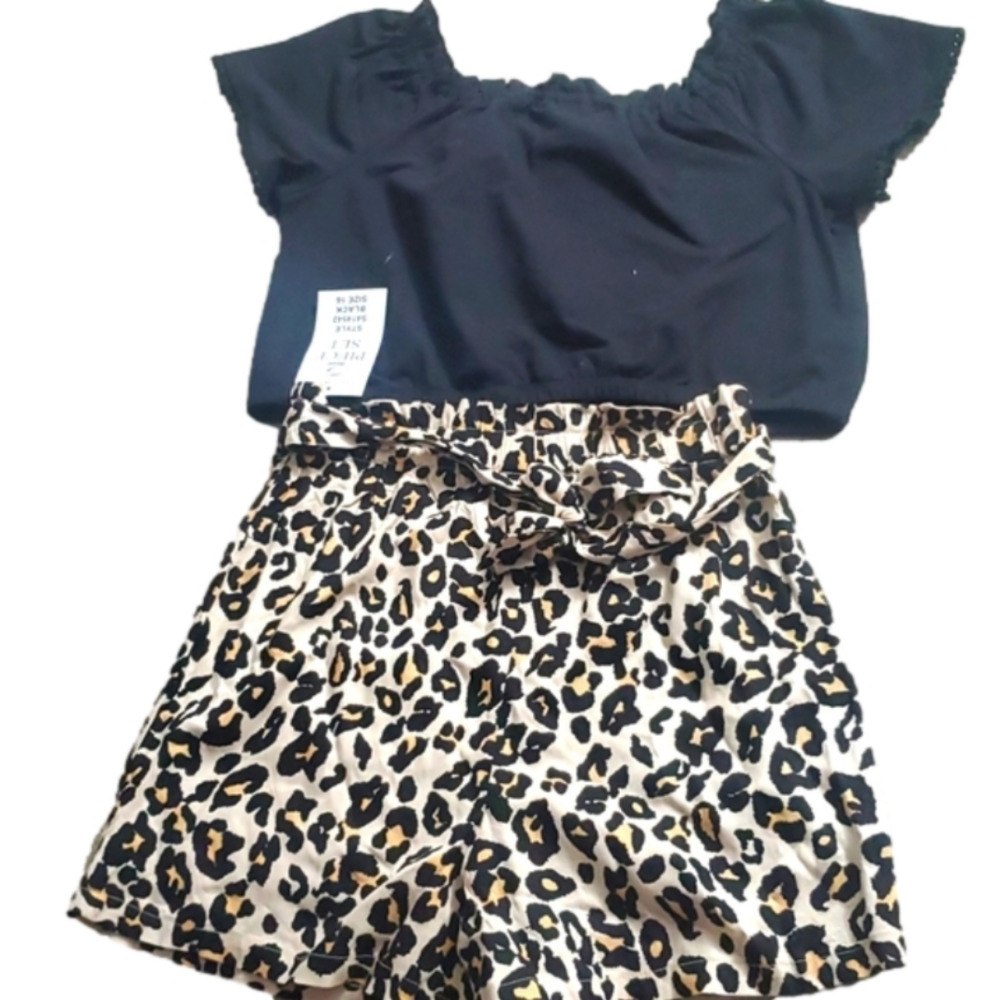 RARE Editions 2pc set black Top & Shorts nwt